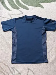 adidas 吸汗・速乾タイプ Tシャツ　 メンズ Mサイズ