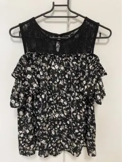 INGNI イング　花柄オフショルトップス