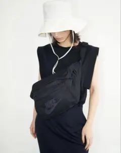 NIKE TECIH HIP BAG