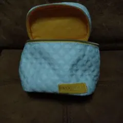 小さめL'OCCITANE 水色ポーチ