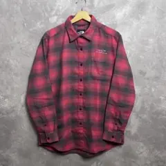 THE NORTH FACEノースフェイス　長袖シャツ レッドオンブレ Mのサムネイル