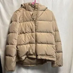 【アーバンリサーチ】ベージュ リバーシブル　フード付き ダウンジャケット
