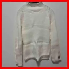 ニット レディース ホワイト フリーサイズ　裾にボタン付き