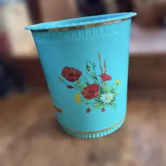 昭和レトロな入れ物