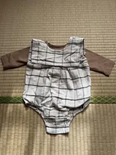 チェック柄ロンパースと長袖トップスセット