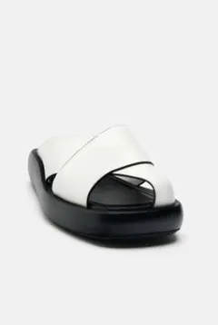 【破格】ZARA ザラ フラットサンダル シューズ レディース