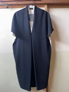 新品タグ付き　Aga 半袖ワンピース 9号 セレモニーにも♪