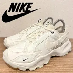 NIKE WMNS TC 7900 ナイキ ティーシー 7900 ホワイト