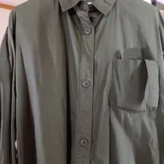 A DAY IN THE LIFE オリーブ長袖シャツロング丈
