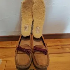 UGG ベージュ モカシン スエード　中敷き2way　23センチ