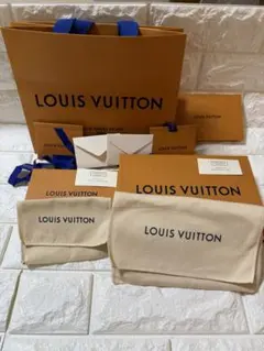 【超美品】LOUIS VUITTON ショップ袋　ボックス2個セット　ショッパー