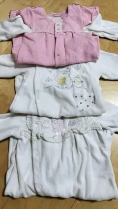 ロンパース カバーオール　長袖　フリース　手足付き　50 60 70　キティ　組