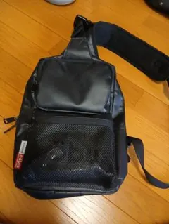 P*e様 möbus ボディバッグ ブラック