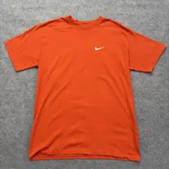 NIKE ワンポイント刺繍 Tシャツ オレンジ