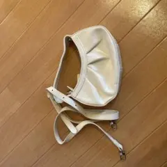 ハンドバッグ　ショルダーバッグ