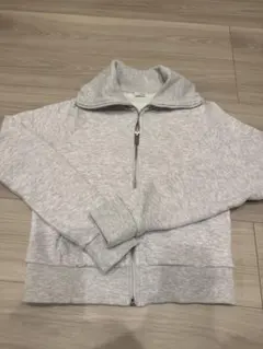 グレー ジップアップ ハイネック トレーナー