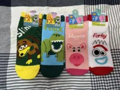 【新品未使用品】トイストーリー 靴下4点セット 22.0~24.0cm