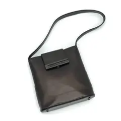 Givenchy レザー ショルダーバッグ ブラック フラップ 黒革