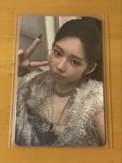 BABYMONSTER ローラ WE GO UP GO ver 封入 トレカ