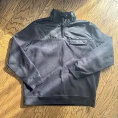 ブラック ハーフジップ トレーナー