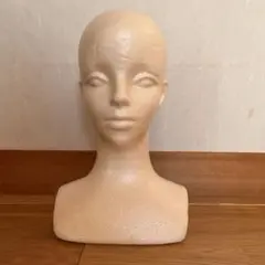 ベッドマネキン ダイソー