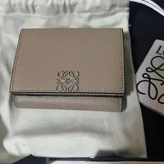 LOEWE ロエベ　アナグラム トライフォールド ウォレット