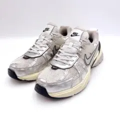 NIKE V2K RUN 26cm HJ4497-100 ホワイト / シルバー