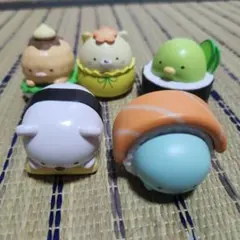 すみっコぐらし可愛いキャラクター フィギュアセットとおまけライトキーホルダー