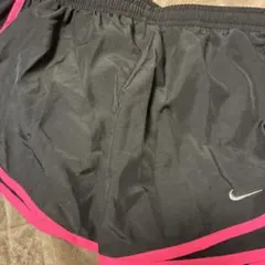 NIKEランニングパンツＬ