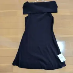 タグ付きオフショルダーミニワンピース