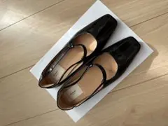 韓国風 ブラックエナメルフラットシューズ