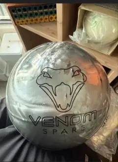 MOTIV VENOM SPARE ボウリングボール