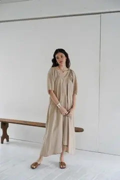 GW価格　未使用　クラネ CLANE リネン レーヨン Vネック ワンピース