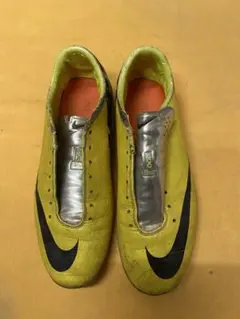 Item thumbnail for item b326f7f7-b4ea-41fd-847b-2977e74e593d