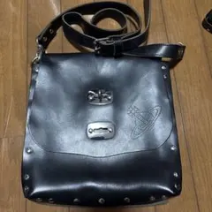 薇薇安·威斯特伍德 肩背包