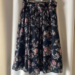 axes femmeフラワープリント フレアスカート ネイビー