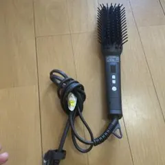 ブラシヘアアイロン 温度調整機能付き ※箱無しです。