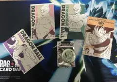 ドラゴンボール　ジャンプショップ　ポストカード3種　クリリン戦闘力缶バッジ