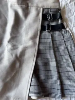 ベージュ×チェック柄 プリーツキュロット