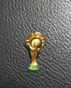 2025年最新】ワールドカップピンバッジの人気アイテム - メルカリ