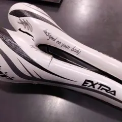 中古ジャンクテスト用に。 SELLE SMP EXTRA ホワイト