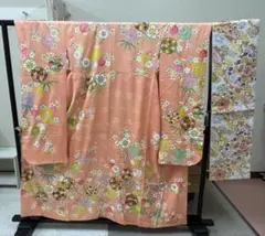 振袖と帯　正絹　オレンジ系　花柄のサムネイル