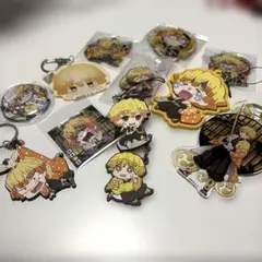 我妻善逸　セット　キーホルダー　バッジ　アクキー　鬼滅の刃