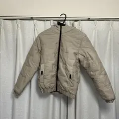 ベージュ キルティング ダウンジャケット フード付き