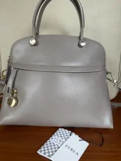 ✨美品✨Furla フルラ パイパーm 2way ショルダー グレージュ