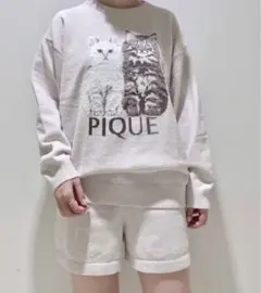 ツインキャットジャガード上下セット ベージュ - メルカリ