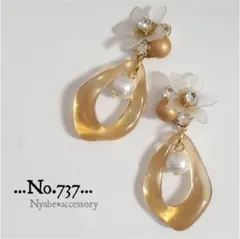 【737】ハンドメイドピアスイヤリング春ピアス大ぶり雫ドロップクリアオレンジ花