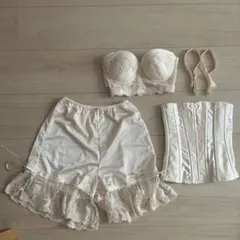 ブライダルインナー　補正下着　FOUR Sis & Co.