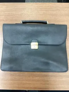 LONGCHAMP レザー ビジネスバッグ 黒 A3対応のサムネイル