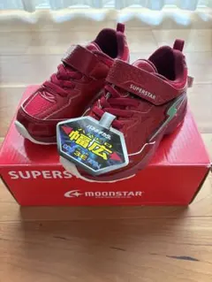 【新品】moonstar superstar バネのチカラ 16.0cm レッドのサムネイル